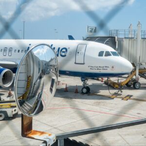 jetblue announces major shift for the summer after hundreds of flight cancellations