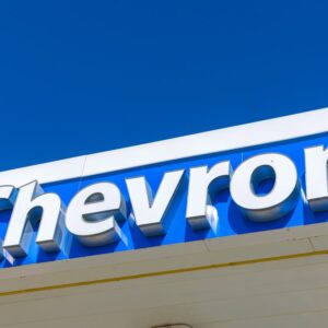 why is chevron stock falling after strong earnings
