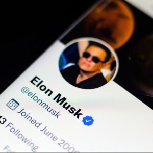 the sec is investigating elon musk over his late disclosure that he had purchased twitter stock a report says