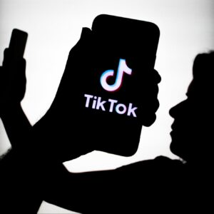 how tiktok changed the social media game with its unique algorithm