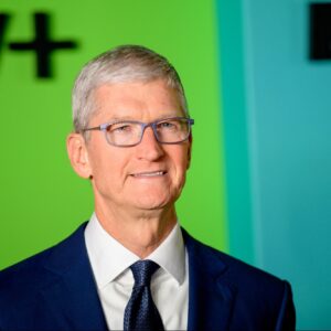 what i learned from apple ceo tim cook and how it changed how i lead