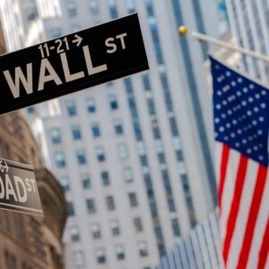 2 active stocks on wall street to watch right now