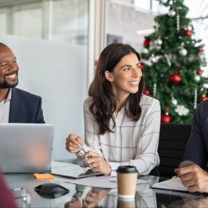7 simple ways to thank your employees this holiday season