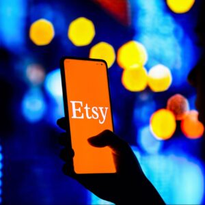 how to sell on etsy in 2023 a comprehensive guide