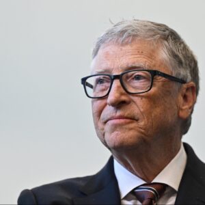 invest in that future now before its too late bill gates calls for global pandemic response team in op ed