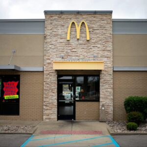 3 mcdonalds franchisees to pay thousands in fines for child labor law violations including employing 10 year olds