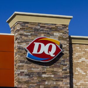 worst day of my life fans are furious as dairy queen removes iconic item from menu just ahead of summer