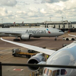 american airlines agrees to substantial pilot pay raises heres what it could mean for travelers
